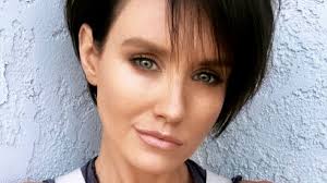 Nicky whelan at a first glance, nicky whelan's large gorgeous round earrings appear as being part of her hairstyle. Nicky Whelan Is Now A Brunette Bombshell For A New Film 9style