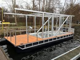 Our pontoon docks and pontoon lifts are easy to maintain interested in jet dock's pontoon floating boat lifts? Perebo Com Englisch Boat Construction Kits