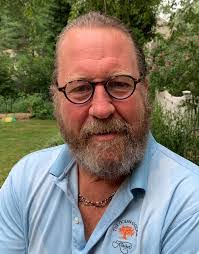 Kevin Mcisaac's Instagram, Twitter & Facebook