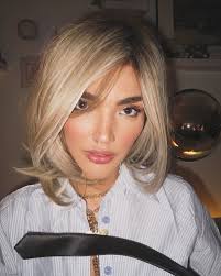 Office siren was birthed. By the end of the night I was called the office  wh**e. Wait that sounds terrible HAHAH it's just what the drunk girlies  were calling my costume 🥹🥹