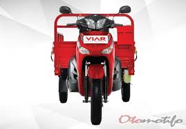 Motor roda tiga biasanya digunakan oleh pedagang sayur, pedagang kebutuhan pokok, atau para penjual alat dan bahan bangunan. 12 Harga Motor Roda Tiga Kualitas Terbaik Terbaru 2021 Otomotifo