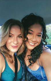 Hey!! 🌸 We are Danni & Jessi! We are currently looking for BOTH leases and  subleases starting anytime between March 1st to April 1st. We are looking  for roommates to lease with