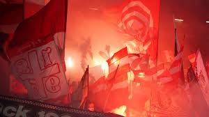 Bundesliga mit düsseldorf gegen bremen, hsv gegen dresden und kiel gegen schalke: Fortuna Vs Werder Verpasst Dusseldorf Kassiert Heim Klatsche Gegen Werder News De