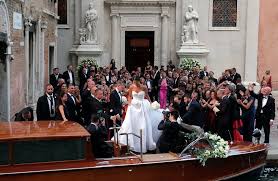 Ansonsten bin ich in köln unterwegs, schmunzelte er. Venezianische Hochzeit Mit Stars Und Glamour Vorarlberger Nachrichten Vn At
