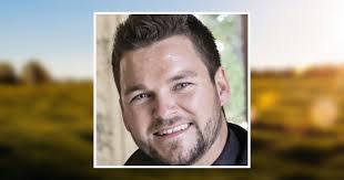 Emily Bybee's Instagram, Twitter & Facebook