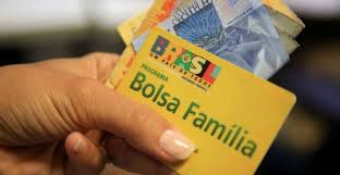 O bolsa família 2021 é um benefício conhecido por todos, no entanto, ainda gera diversas dúvidas na cabeça do beneficiário. Bolsa Familia 2021 Comeca Ser Pago Hoje Confira O Calendario Oficial