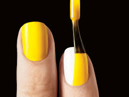 Les Trucs Et Astuces De Pro Pour Un Vernis A Ongles Toujou Vernis A Ongles Ongles Vernis