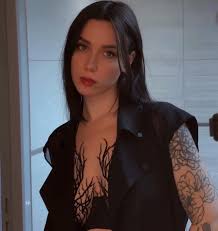 Ava Mind - Free pics, galleries & more at Babepedia