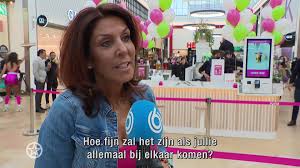 Rachel hazes wordt geschoren door koefnoen. Shownieuws Late Editie Rachel Hazes Laat Zich Uit Over Dochter Roxeanne Clip Seizoen 2021 Kijk