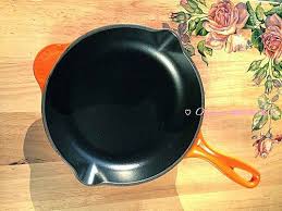 鬼嫁料理手帳 le creuset 鍋子的使用和保養 黑琺瑯篇 grill pan omelet pan skillet pan marmite bbq pan le creuset grill pan food wok