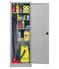 Il est présenté comme un modèle efficace, capable de venir à bout. Armoire A Balai Monobloc Metallique