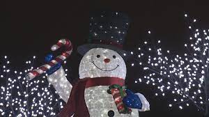 Candy cane lane lights up from thanksgiving through new year's. Kelowna S Candy Cane Lane Marks The Start Of The Holiday Season Watch News Videos Online
