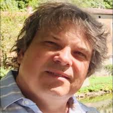 XIX Międzynarodowy Konkurs Pianistyczny im. Fryderyka Chopina właśnie  dobiegł końca, a ja wciąż jestem pełen emocji. Codziennie oglądałem  transmisje online z Tokio, często do późna w nocy — przez co nieustannie  brakowało