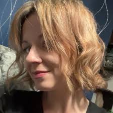 Những bức ảnh mới trên không vừa được đưa ra từ biệt thự Anh của Ozzy  Osbourne -- tiết lộ nơi Hoàng tử của Hắc ám đã được đặt để nghỉ ngơi.