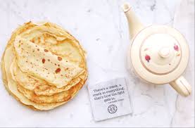 Recette De Crepes Faciles Et Moelleuses Sans Repos Un Delice Royal Chill Blog Cuisine Voyage Et Photographie