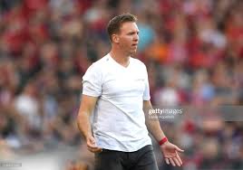 Eintracht frankfurt ist sich angeblich mit markus krösche einig und wird ihn als nachfolger von fredi bobic als medienberichten zufolge besteht eine einigung mit markus krösche, der rb leipzig am. 90plus Rb Leipzig Krisensitzung Nach Freiburg Niederlage 90plus