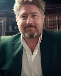 Brett Rios's Instagram, Twitter & Facebook