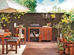 Poi aggiungi delle sedute per gli ospiti, come sedie pieghevoli, sgabelli impilabili e pouf. Ikea Mobili Giardino Arredo Giardino Arredo Ikea