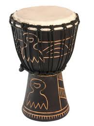 Serangko ini adalah alat musik tradisional jambi yang cara memainkannya adalah dengan ditiup, bahan untuk membuatnya adalah tanduk kerbau yang memiliki panjang antara 1 sampai 1,5 meter. Gambar Alat Musik Tradisional Indonesia Yang Termasuk Alat Musik Membranophone