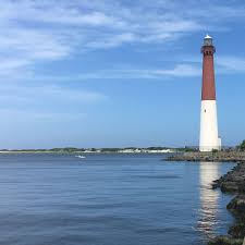 Barnegat Lighthouse Www Spraybeachinn Com Barnegat Lighthouse Beautiful Lighthouse Clear Blue Sky