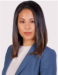 Melissa Baxter's Instagram, Twitter & Facebook