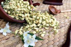 Jasmine is a flowering plant. 11 Health Benefits And Side Effects Of Jasmine Tea Tuula Vintage