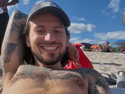 Dmitry Gorbachev (@dinamitry) • Instagram photos and videos