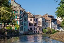 Plan your stay in strasbourg and alsace: Gerberviertel Petite France Office De Tourisme De Strasbourg Et Sa Region