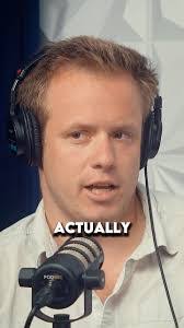 Elijah Scholer's Instagram, Twitter & Facebook