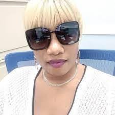 Lora Frederick's Instagram, Twitter & Facebook