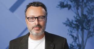 Vancouver Island ventriloquist Pamela Stringer launches career as a Realtor