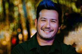 John Prats thrilled to direct Korean idols Baekhyun, Jeon Somi
