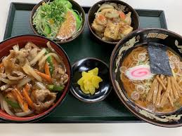 むかしむかし、あるところにおじいさんとおばあさんがいました。 おじいさんは、あみがさを作ってくらしていました。 」 と答えました。 その話を聞いて、おばあさんはよろこんで 「それはいいことをしました。 2019 1æœˆ ã¡ã‚ƒã„ãªé¤¨ å–° 22221 ç‚' ãã£ã¡ã‚ƒãŠ