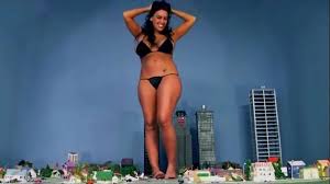Giantess Attacks City - ThisVid.com
