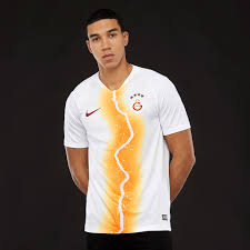 Customize jersey galatasaray sk 2018/19 ii with your name and number. Nike Galatasaray 2018 19 3rd Stadium Ss Jersey Mens Replica Jerseys White Pepper Red