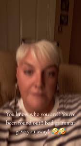 Los Derry Housewives y la Gramática Divertida