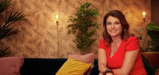 Goedele liekens, presenter of the country's edition of the weakest link, is a former miss belgium and a un goodwill ambassador. Home Showbizzsite