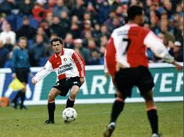He retired at the end of the year 1999 after a. Die Oma Mag Schalke 15 Fakten Uber Bvb Trainer Bosz Bundesliga Bildergalerie Kicker