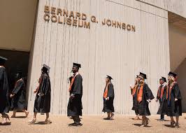 COMMENCEMENT SPRING 2017