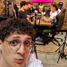 Richard Coutinho (@riihbr) • Instagram photos and videos