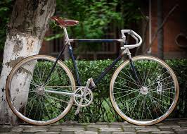 Factory Five Factory5 Pedalroom Com Pedalroom Fixedgear Fast Fun Rider Time Velo Factory Five Factory5 Pe Fixie Bike Bicycle Steel Bike