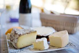 Differences Entre Les Fromages A Pate Pressee Et A Pate Molle