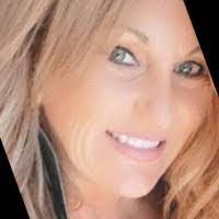 Kim Niday's Instagram, Twitter & Facebook