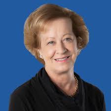 Carolyn Littlefield's Instagram, Twitter & Facebook