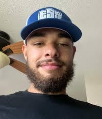 Jesse Thorp's Instagram, Twitter & Facebook