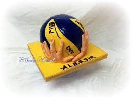 Volleyball kuchen sport kuchen kuchen für jugendliche geburtstagstorten rezepte männer kuchen geburtstag kuchen dekorieren geburtstagskuchen für jungen themenbezogene torten kindergeburtstage mehr dazu. Sanelas Torten Volleyball Kuchen Torte Fur Alessia Facebook