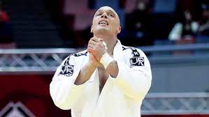 Het maakt hem een van de succesvolste nederlandse judoka's. Vriendin Helpt Henk Grol Aan Goud Sport Telegraaf Nl