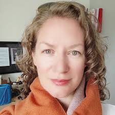 What an incredible experience I had yesterday with  @houseofcolour_mariamacklin I now know I'm an Autumn, what that means,  which colours make me feel like royalty and which ones make me look haggard.