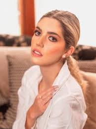 Isabel Cobo's Instagram, Twitter & Facebook