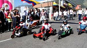 Las canicas son bolitas de vidrio, o de otro material cristalino, que se emplean en un juego que. Clarettai Mildly Juegos Tradicionales De Quito Para Colorear Pin En Decoracion De Clases Tenemos Una Enorme Variedad De Juegos Muy Divertidos En Los Que Podras Experimentar Con Con Colores Y Formas